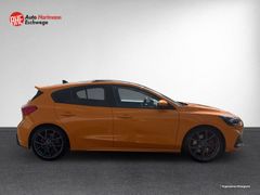 FORD Focus ST 2.3 EcoBoost LED Styling Pano ACC B&O FORD Focus ST 2.3 EcoBoost LED Styling Pano ACC B&O