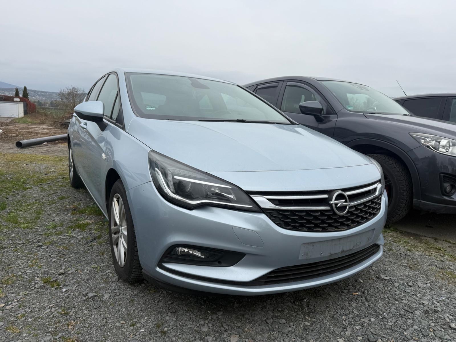 Opel Astra 1.6 CDTI Dynamic 81kW