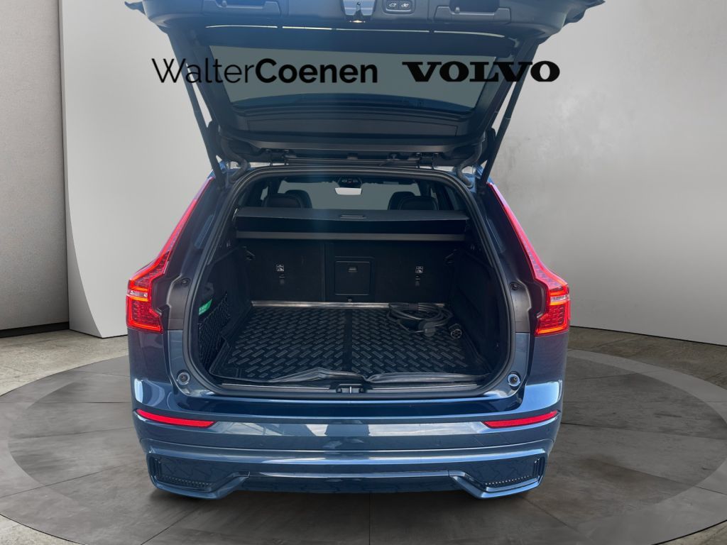 VOLVO XC60 T8 AWD Recharge Ultimate Dark VOLVO XC60 T8 AWD Recharge Ultimate Dark