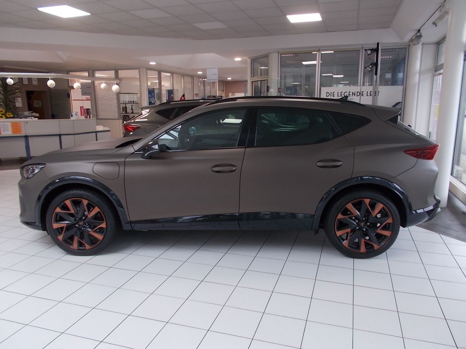 Fahrzeugabbildung CUPRA Formentor VZ 1.5 e-Hybrid DSG