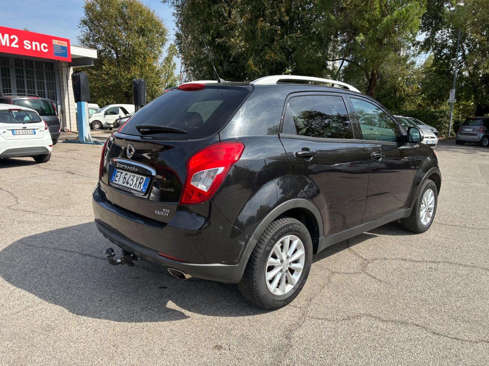 SsangYong Korando 2015 — photo 10