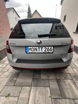 Skoda Octavia 2.0 TSI DSG RS COMBI RS - Skoda Octavia: Privatanbieter