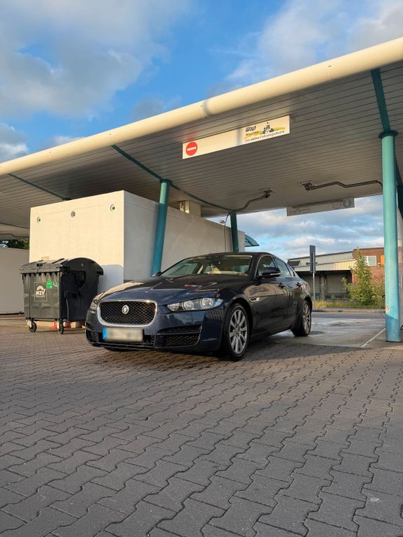 Image of Jaguar XE