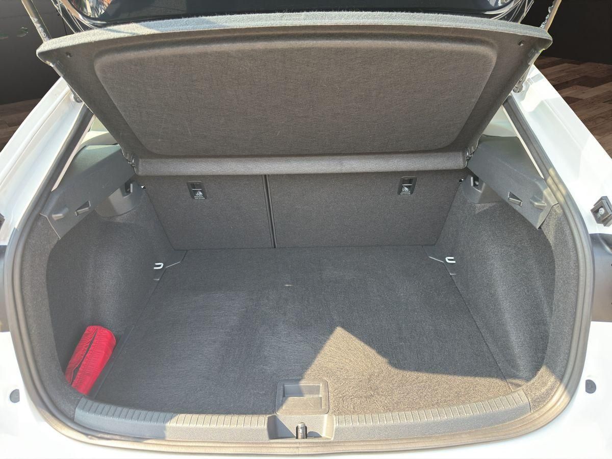 Taigo Style 1.0 TSI DSG RFK IQ.DRIVE-Paket