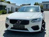 Volvo V90 R-DESIGN AWD DIGITAL*NAVI*LEDER*CAM*STHZG* - Volvo V90: R Design