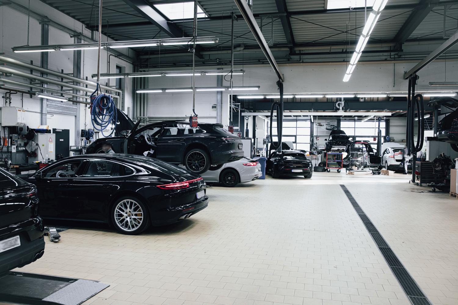 showroom-image-bottom