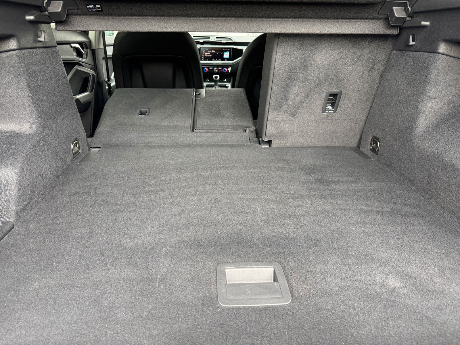 Fahrzeugabbildung Audi Q3 Sportback 35 TFSI S tronic