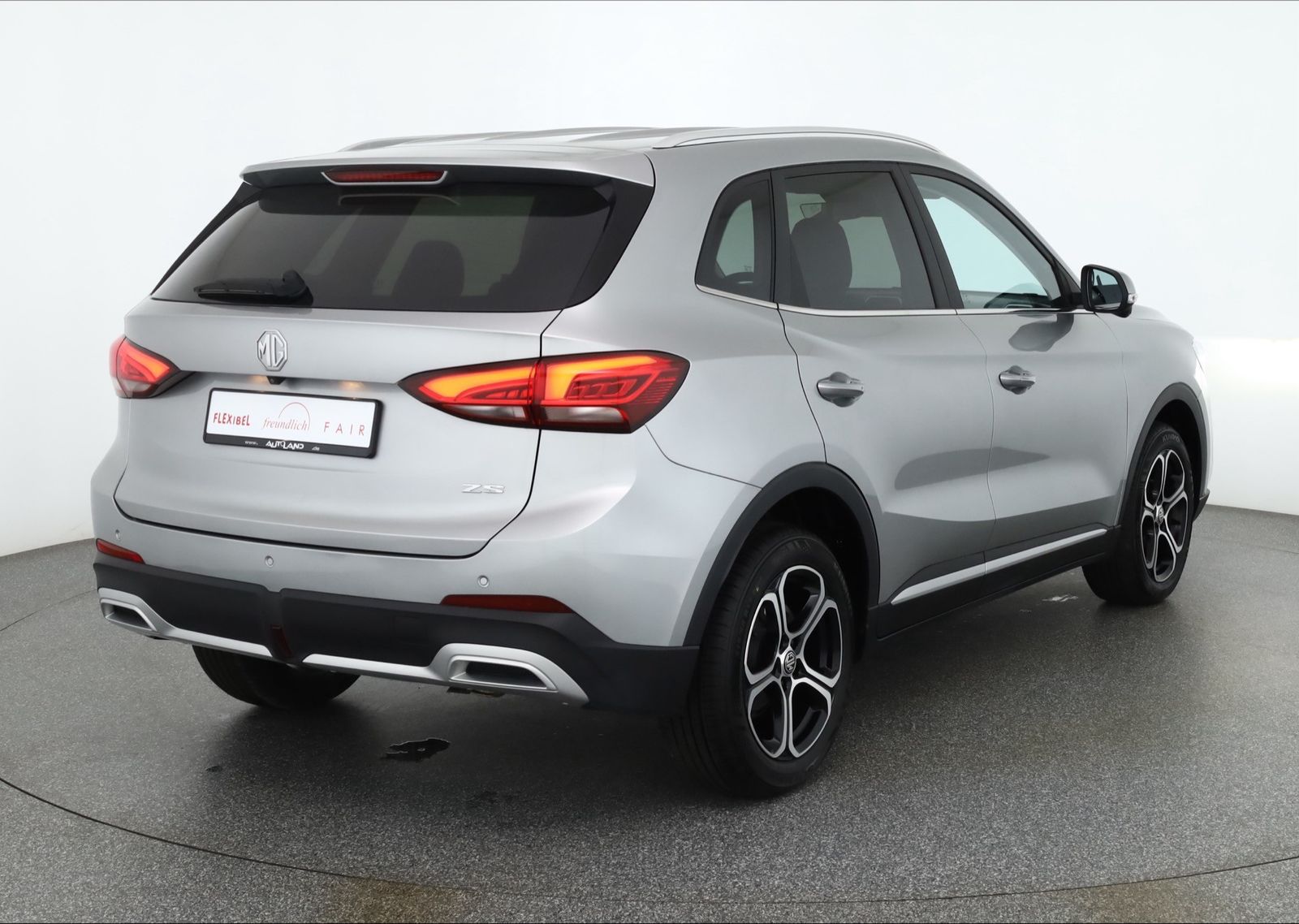 MG ZS