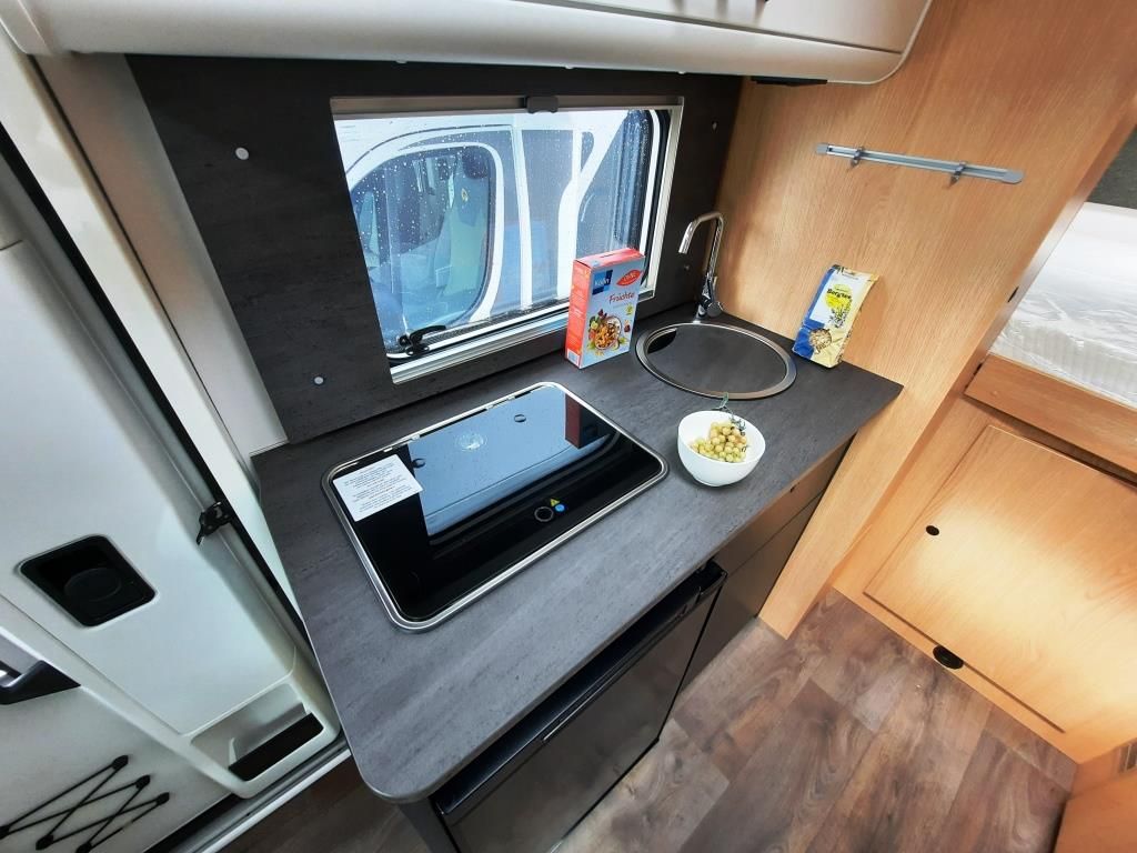 Fahrzeug Übersicht 13 Fahrzeugabbildung Sunlight A 60 Verfüg. / Sparen Sie 4.033,- €