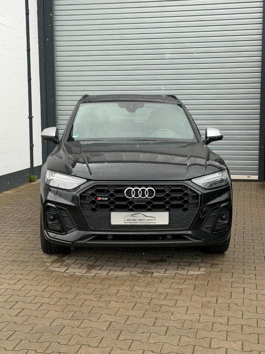 Audi SQ5 Mildhybrid Diesel. Sehr gute Ausstattung
