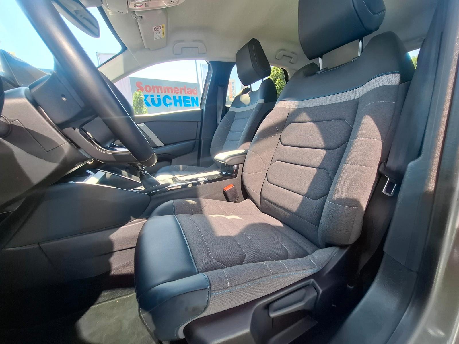 Citroën C4 PureTech 130 S&S C-Series