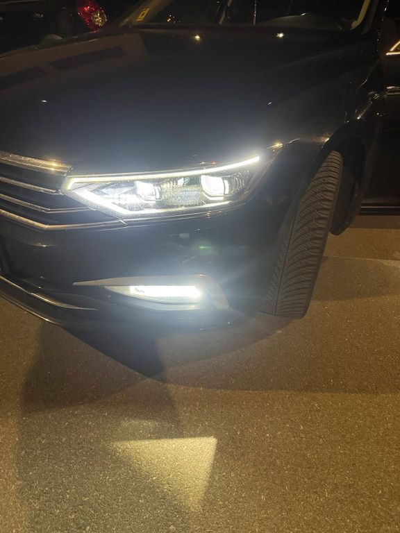 Image of Volkswagen Passat Variant