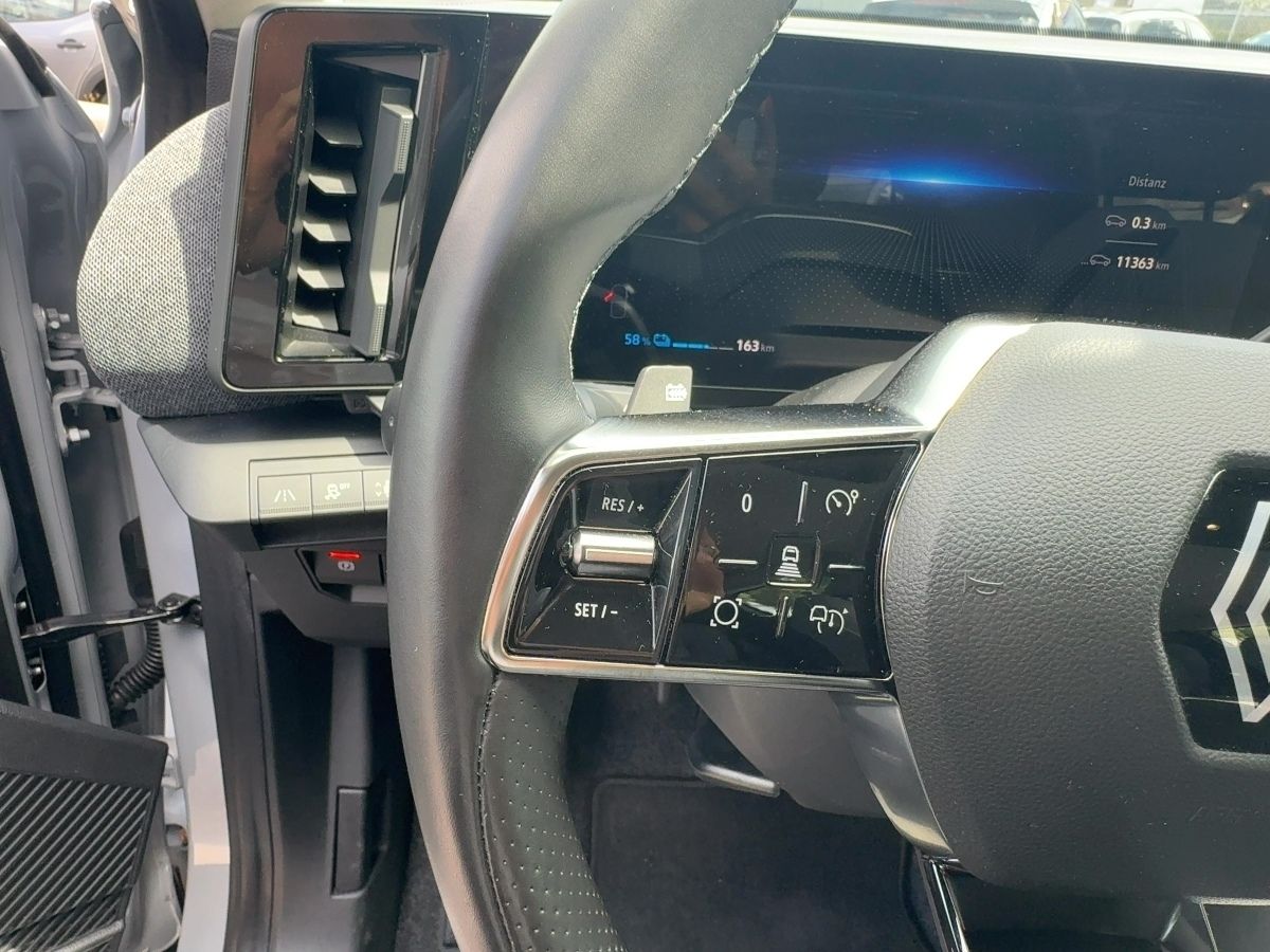 Fahrzeugabbildung Renault Megane E-TECH Megane E-Tech Equilibre EV40 130HP