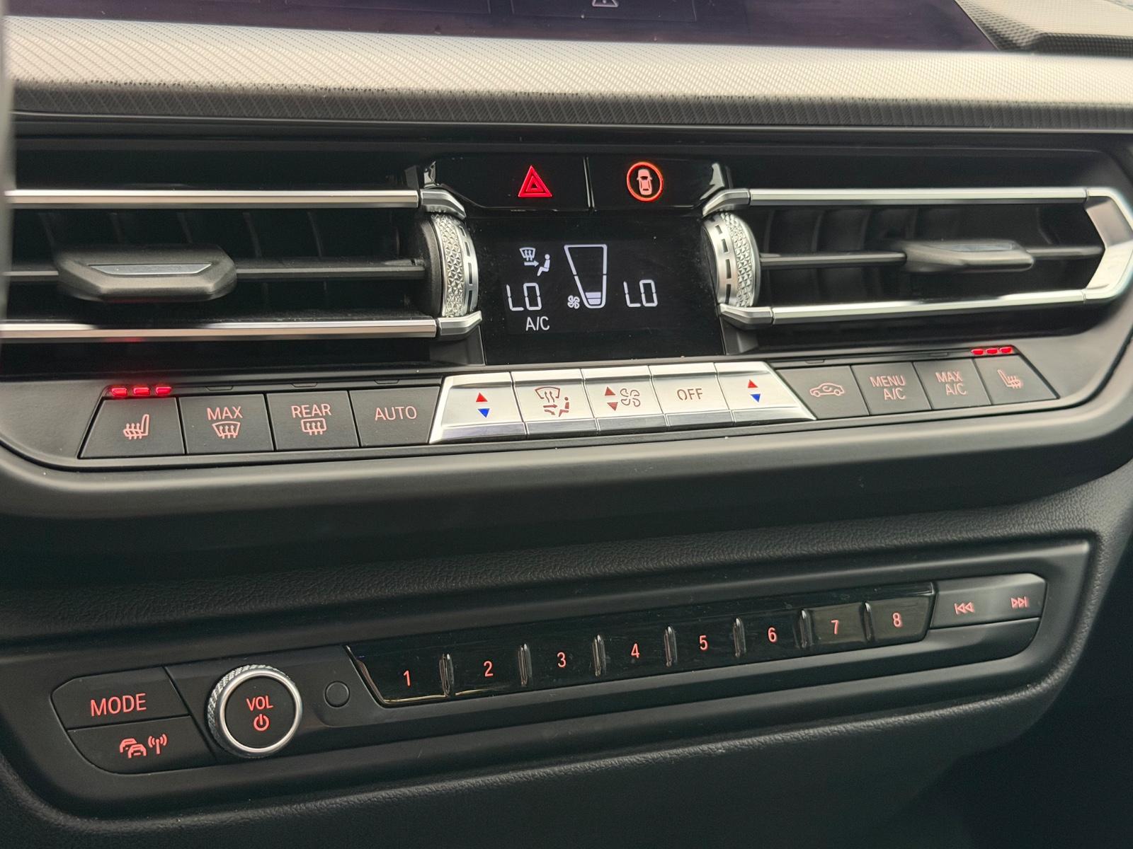 BMW 118i Lim.*M SPORT*SHADOW-LED-SHZ-PDC-TEMPO-WLAN