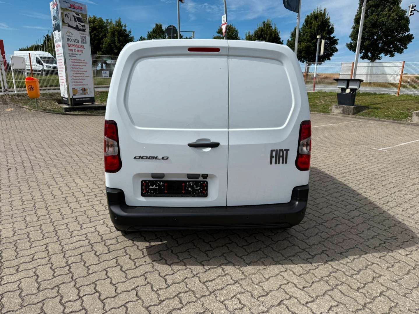 Fahrzeugabbildung Fiat Doblo M