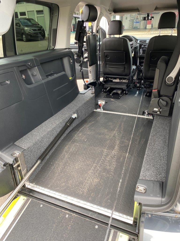 Volkswagen Caddy Maxi Highline, rollstuhlgerecht