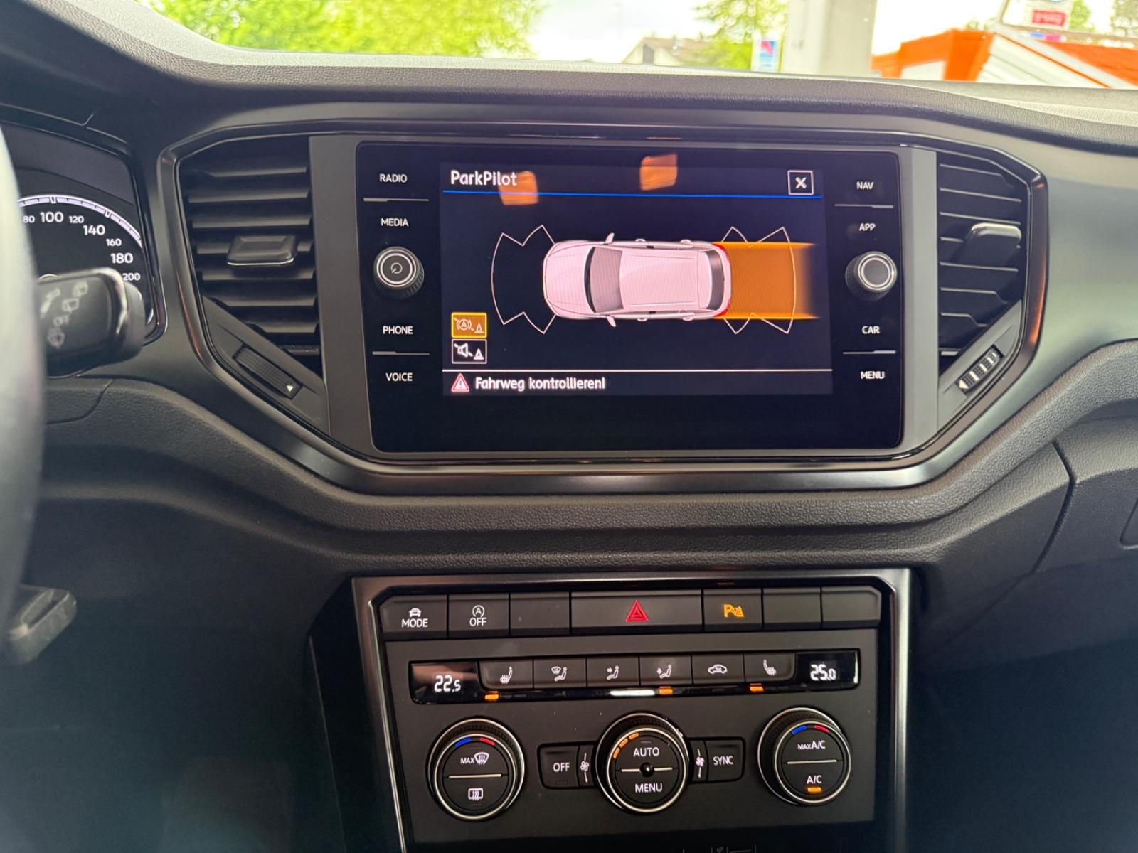 Volkswagen T-Roc Basis, миниатюра 13