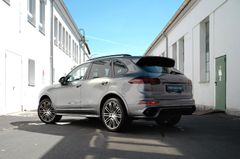 Fahrzeugabbildung Porsche Cayenne Turbo S  *Keramik*MwSt.*