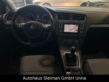 Volkswagen Golf - 9