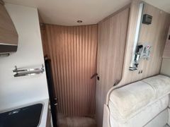 Rapido 650F*elk. Queenbett*Wechselrichter*Solar*