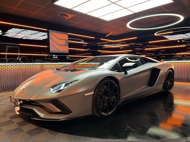 Lamborghini Aventador S*2nd Hand*Full Carbon*Lift*Capristo