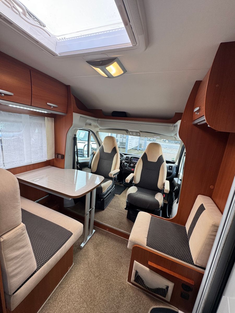 Vehicle image Miller TORONTO FIAT DUCATO SOLAR 2X TV SAT LUFTFEDER