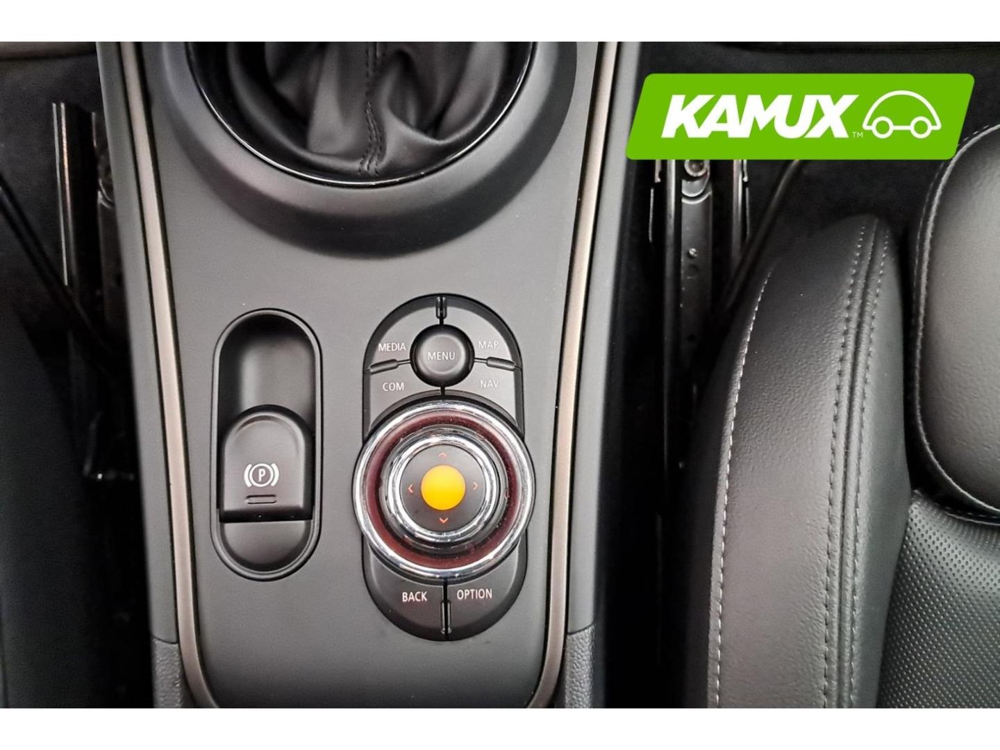 MINI Countryman SE All4 Steptronic+LED+NAVI+PDC+LEDER