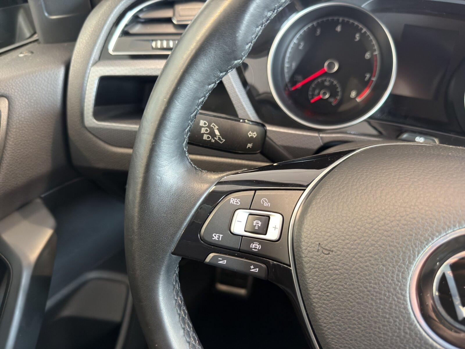 Volkswagen Touran Active 1.5 TSI 6-Gang ACC APP LED, миниатюра 18