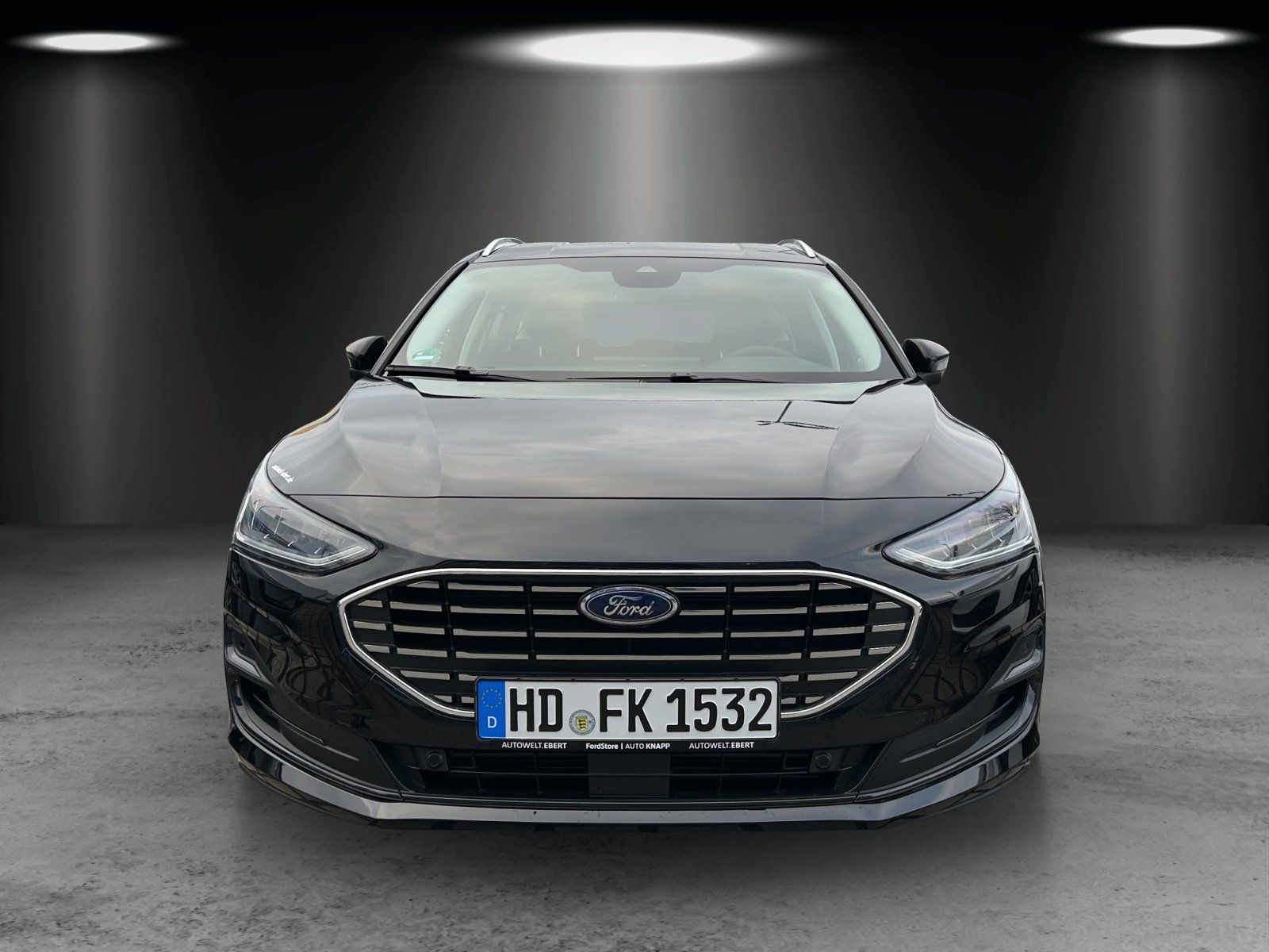 Fahrzeugabbildung Ford Focus Titanium Winter Pak. Assystens Paket. PDC