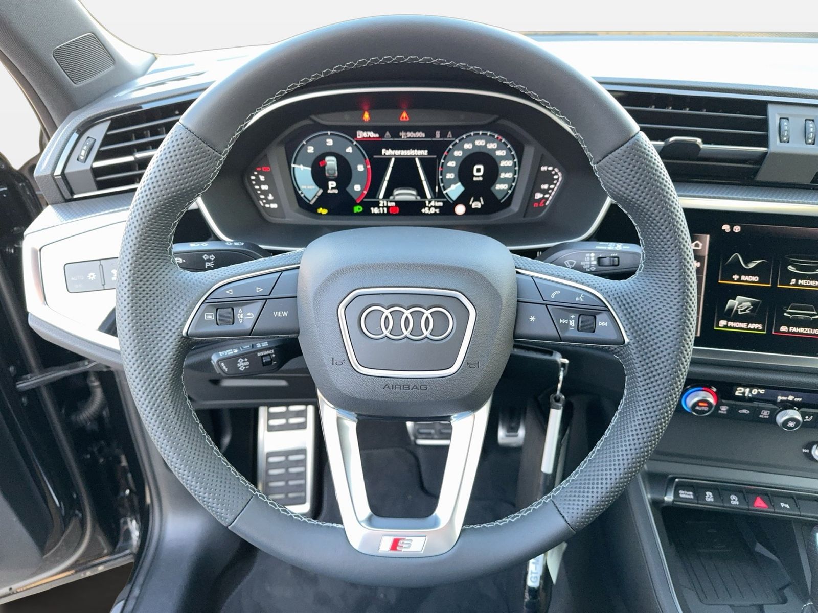 Audi Q3 - Bild 9