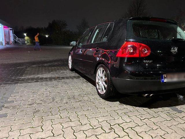 Volkswagen Golf GT  mit Ein 1 Jahre TÜV