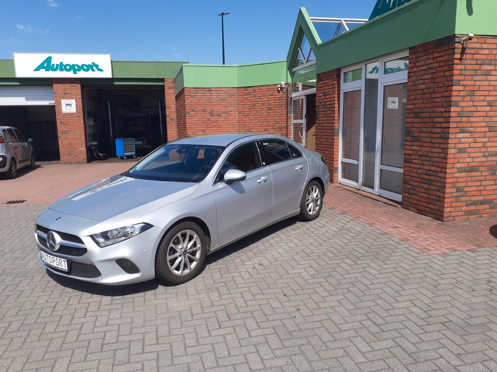 Mercedes-Benz A 180 Limousine , 2 Hd. nur 28TKM