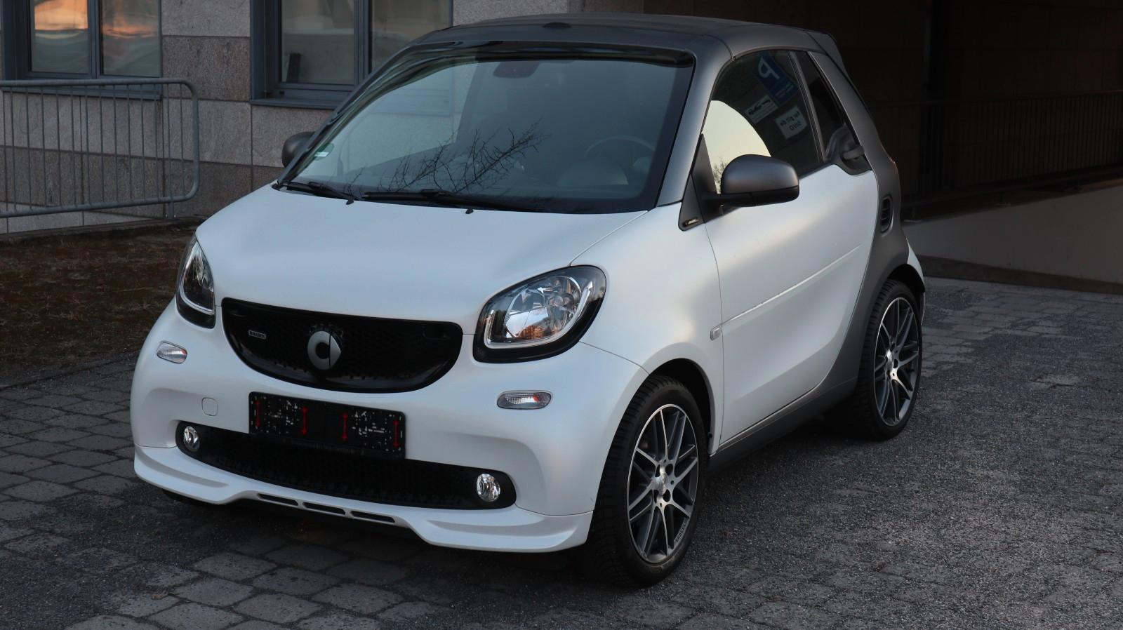Smart ForTwo cabrio Brabus EXCLUSIV JBL NAVI KAM.