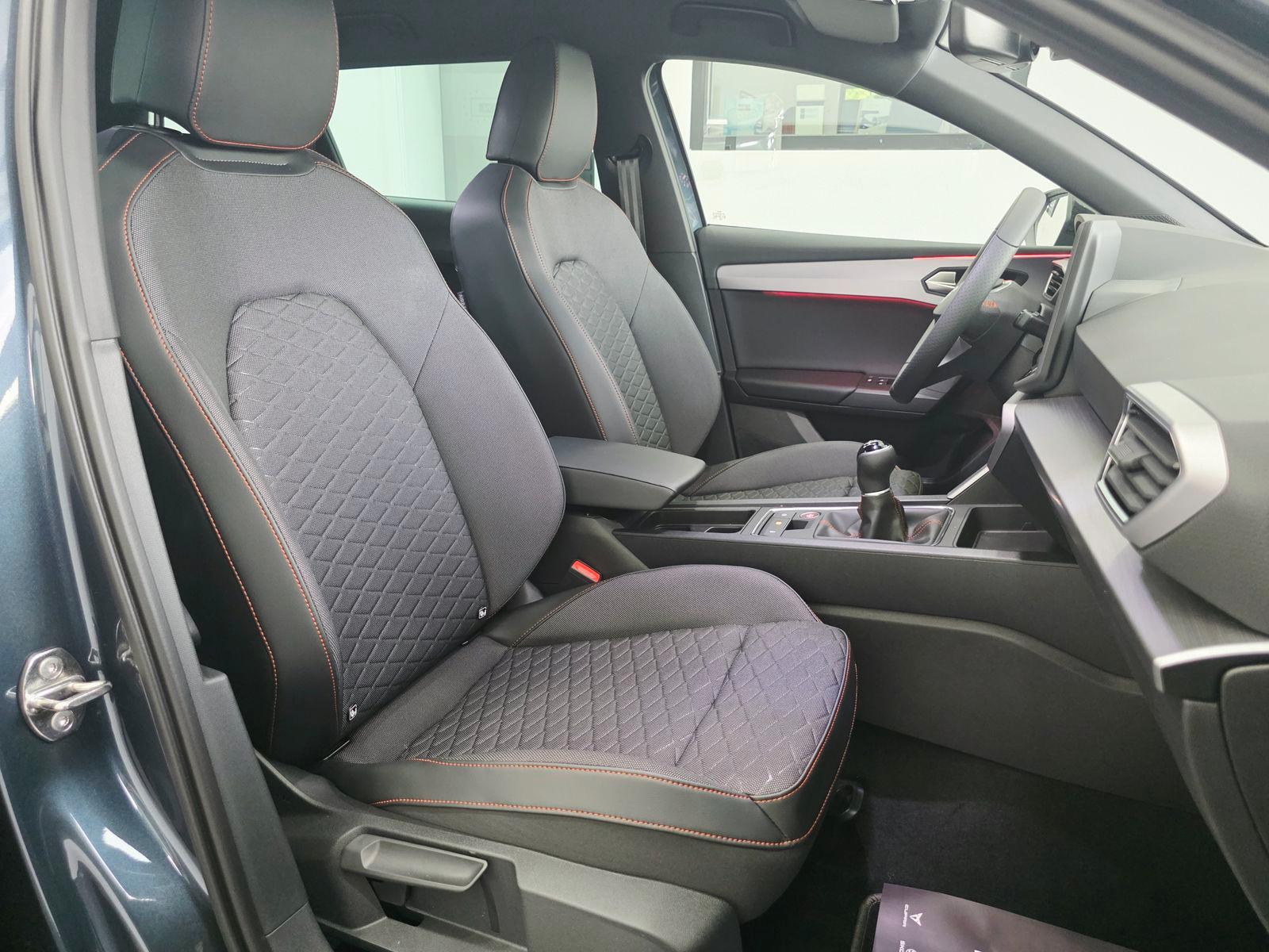 Seat ST FR Black Edition AHK|ACC|18"|Kamera|Winter
