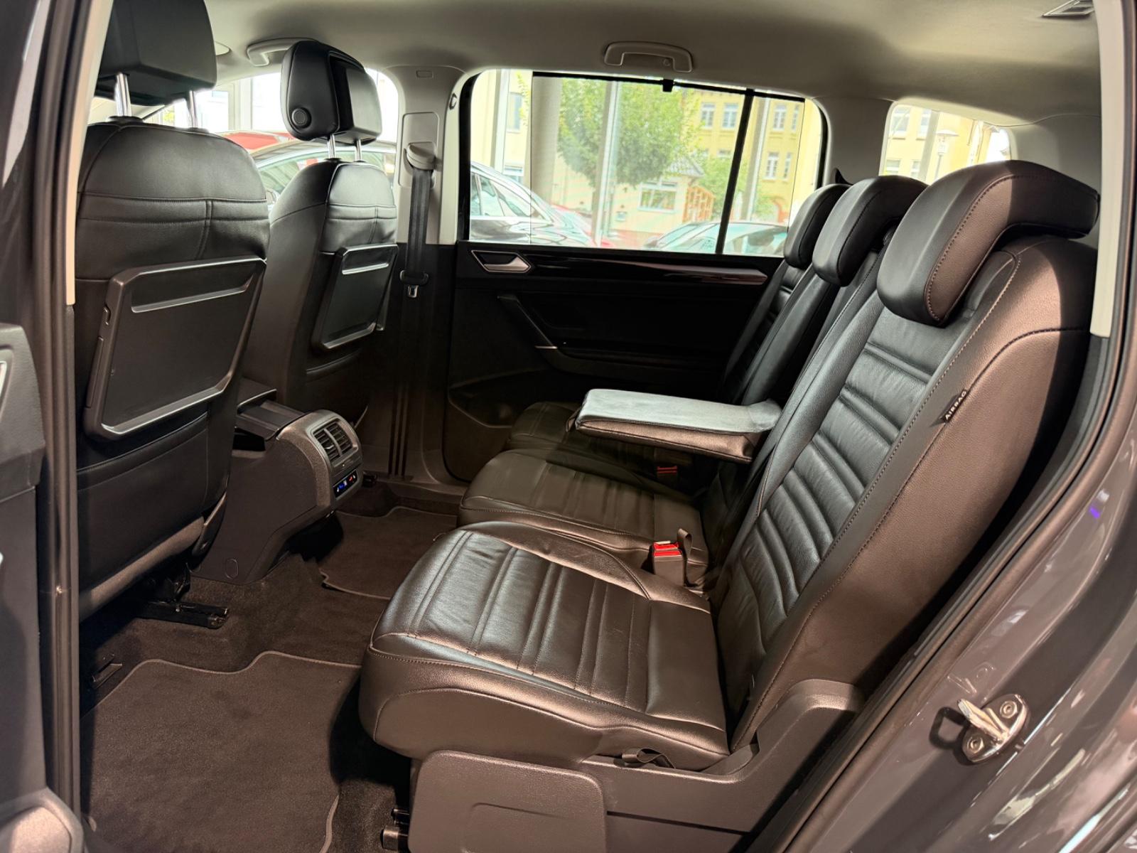 Volkswagen Touran Highline/ViCo/IQ.LIGHT/Cam/AHK/IQ.DRIVE, миниатюра 10