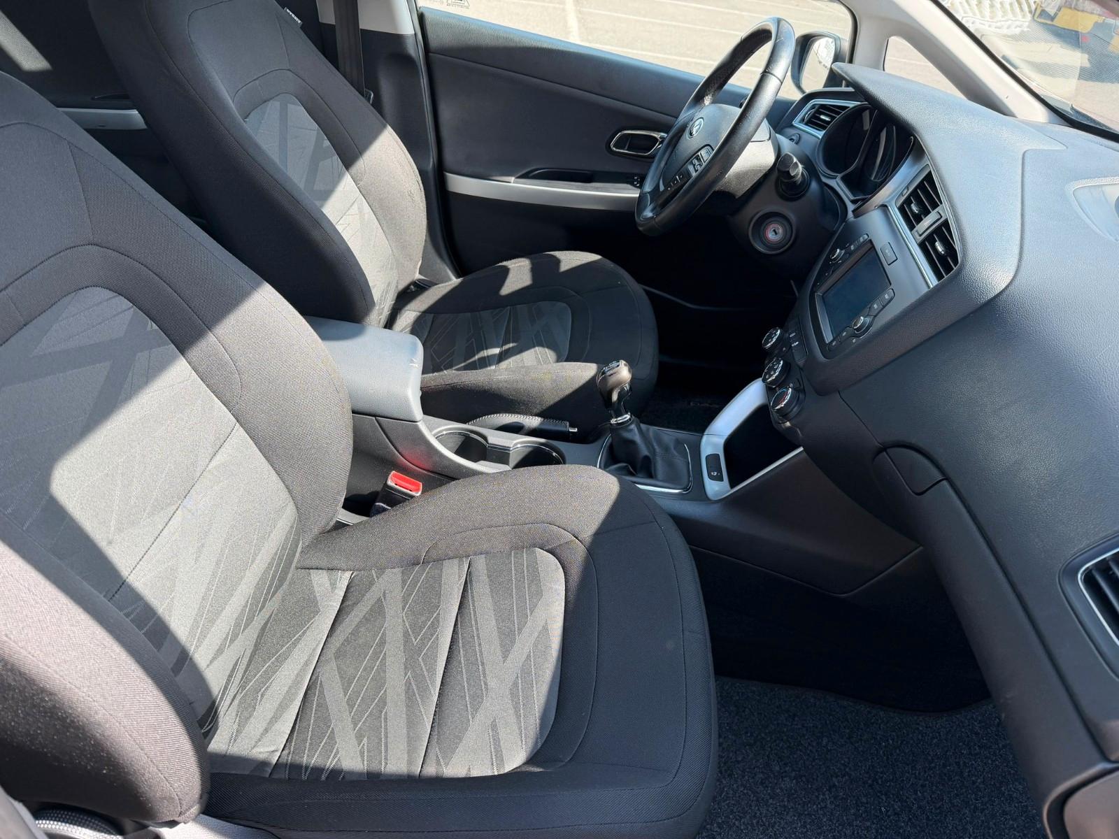 Kia Ceed Sportswagon Attract*R-Kamera*Navi*PDC*