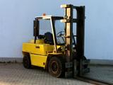 Clark C500Y80 Dieseltapler Duplexmast Hubkraft 4,6 To. - Angebote