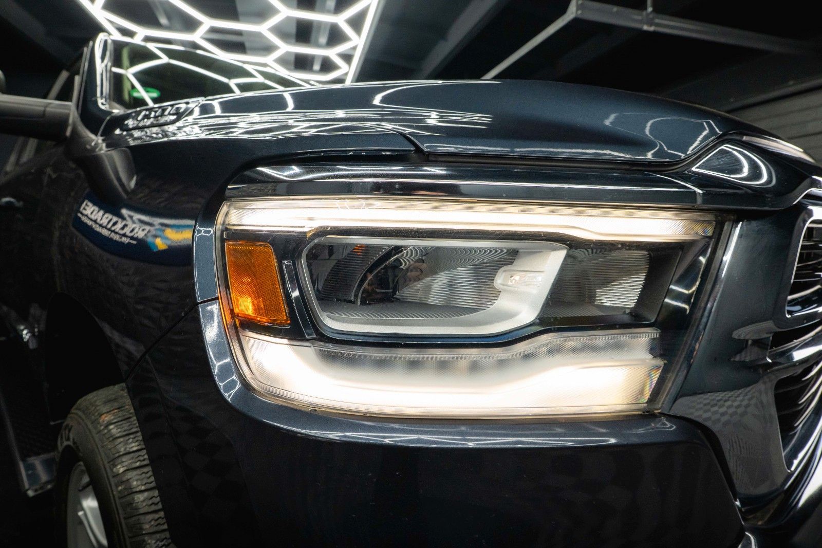 Fahrzeugabbildung Dodge RAM 5.7 V8 HEMI GEN 5 LONGBED MAXI *LED*6 Sitze*