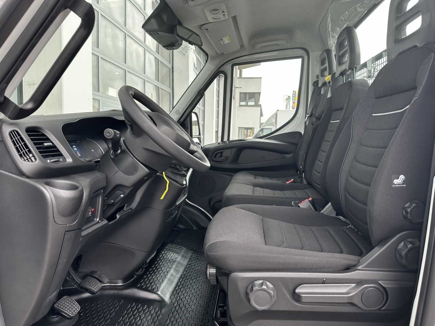 Fahrzeugabbildung Iveco Daily 70C18H 3-S.-Kipper *R3.750mm*2xAHK*