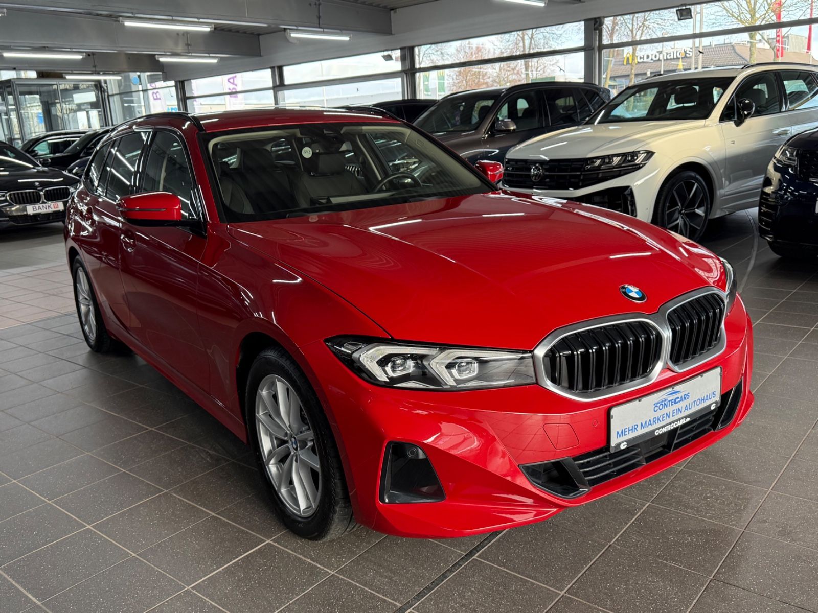 BMW 318 d Touring HuD+Standheizung+Key+Park+Sensatec foto 4