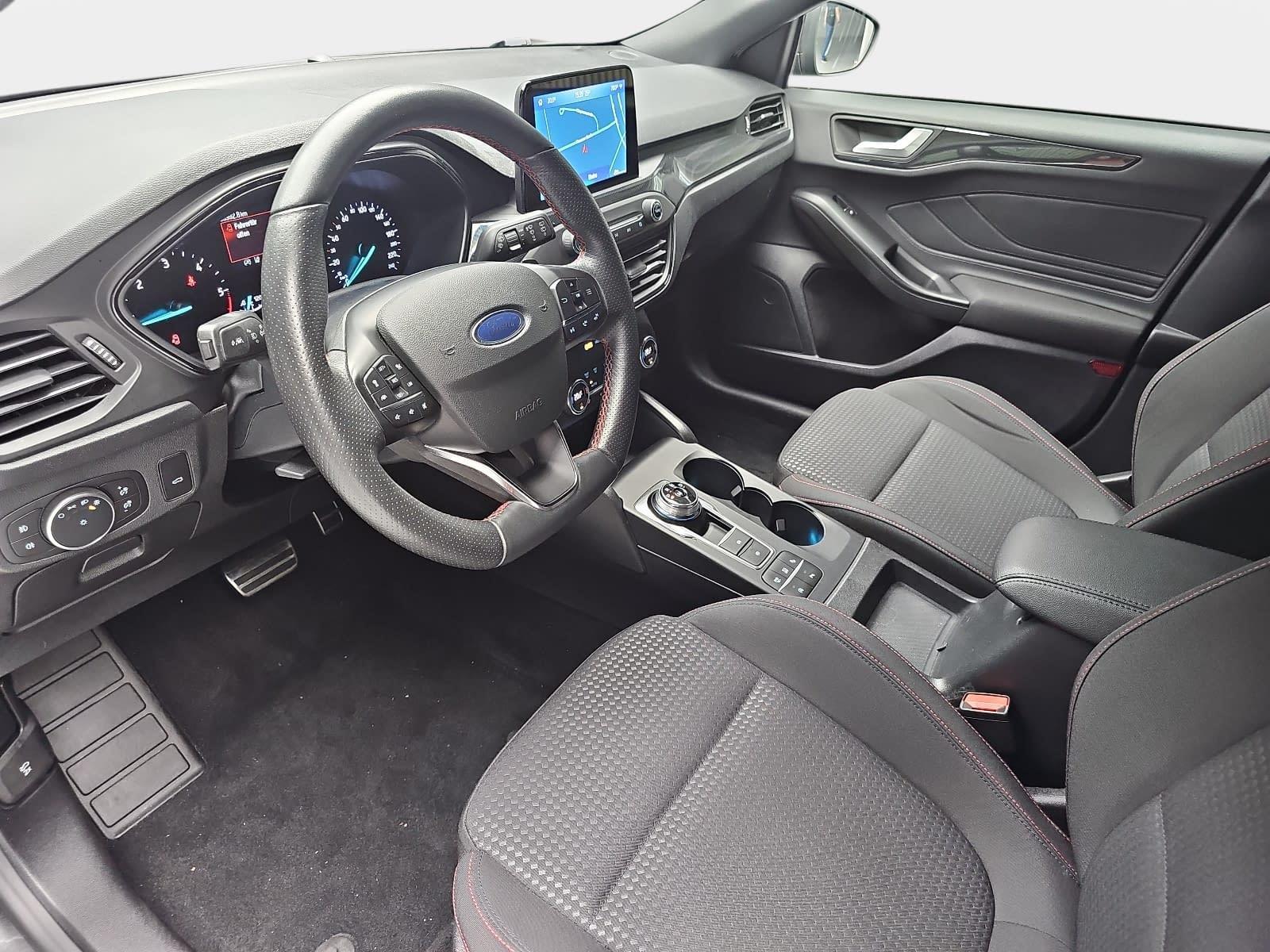 Ford FOCUS 2.0 ECOBLUE ST-LINE NAVI WINTER ACC