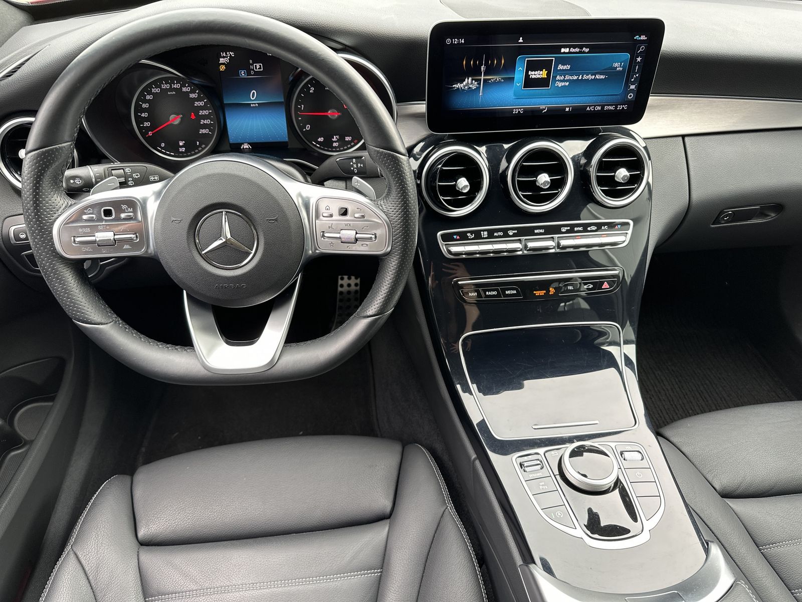 Fahrzeugabbildung Mercedes-Benz C 220d T 4Matic AMG-Line NAV+LED+DISTRONIC+19ZO