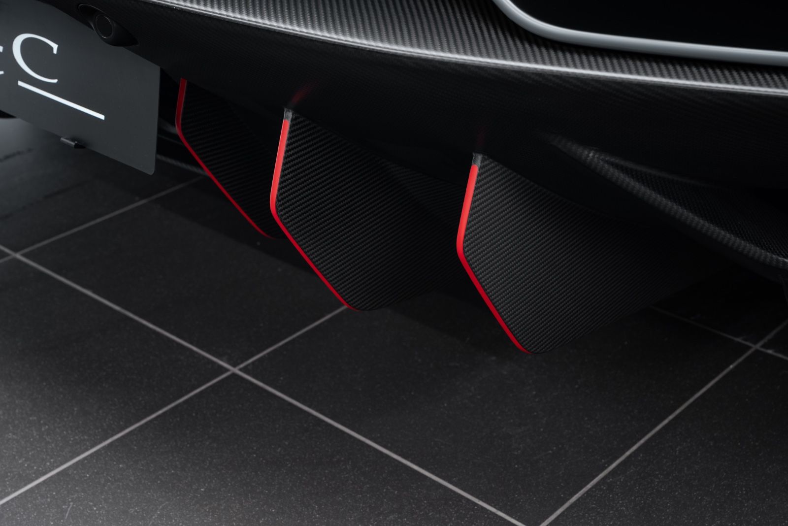 Fahrzeugabbildung Lamborghini Aventador Ultimae Roadster FULL CARBON/1 of 250