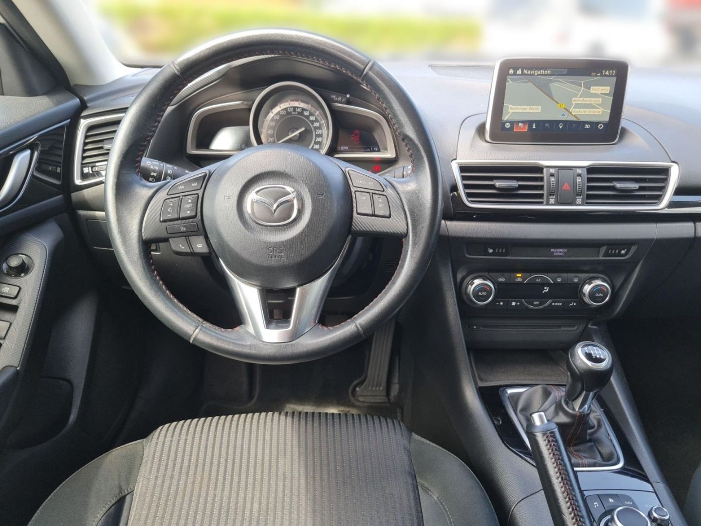 Fahrzeugabbildung Mazda 3 Center-Line er 2.0 LED-Tagfahrlicht
