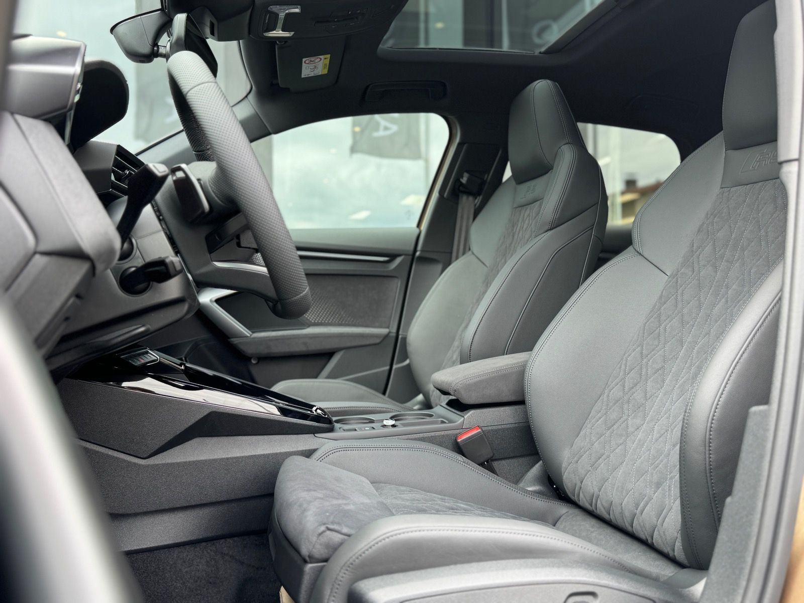 Audi RS3 - Bild 14