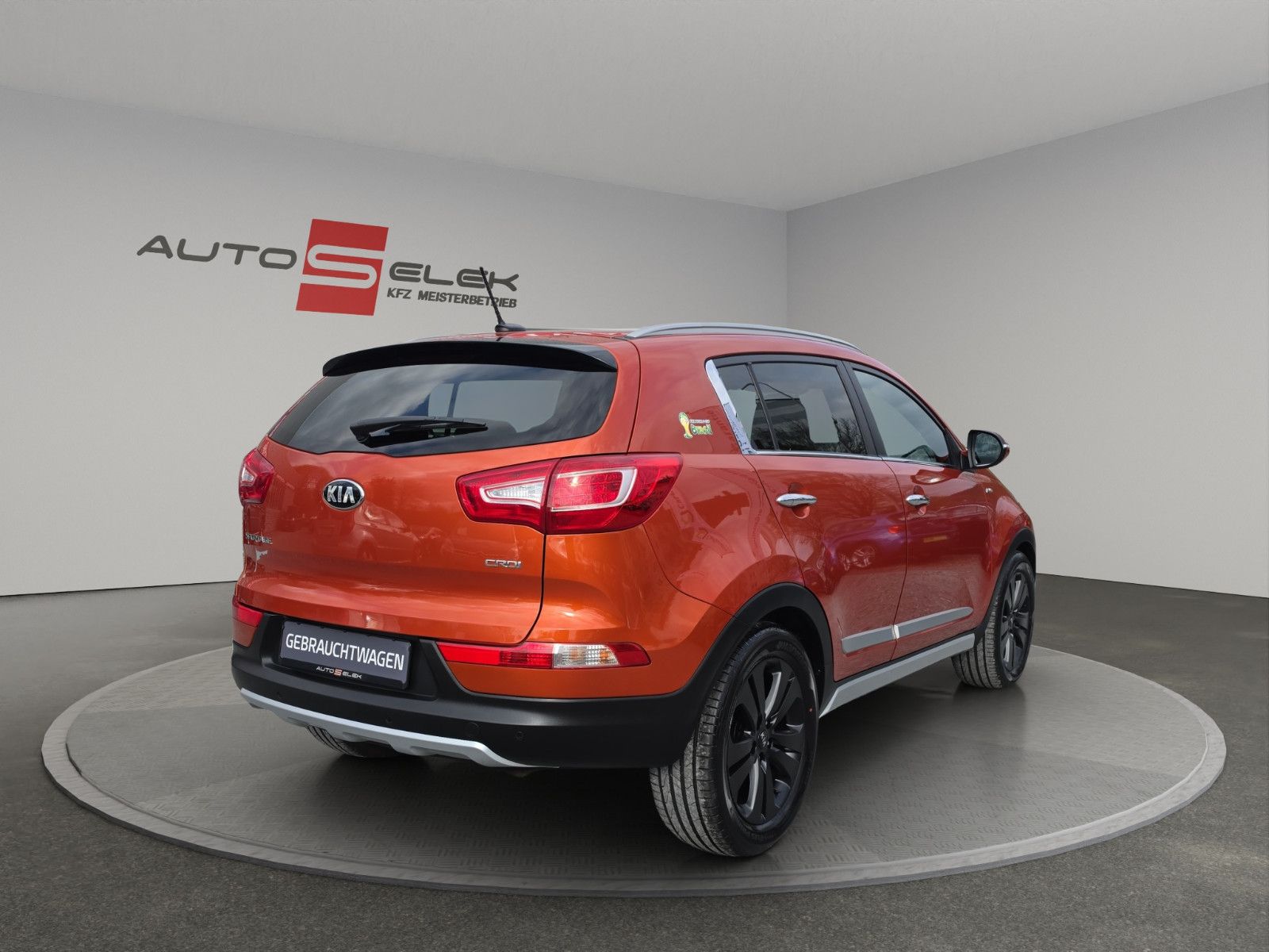 Fahrzeugabbildung Kia Sportage  ALLRAD 4X4 AUTOMAT/PANORAMA/NAVI/XENON