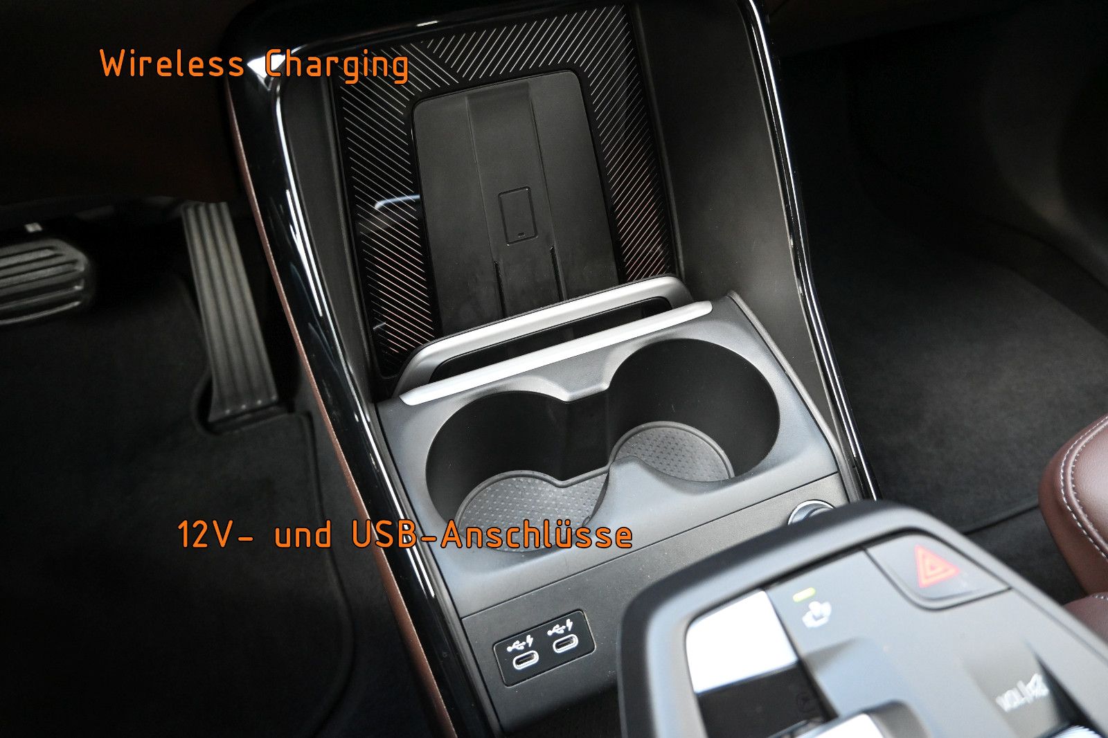 Fahrzeugabbildung BMW X1 xDrive25e Aut. °AHK°HEAD-UP°360°-KAM°MEMORY°