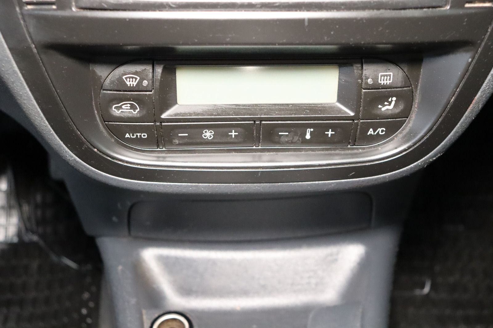 Fahrzeugabbildung Citroën C3 1.4 16V SensoDrive Exclusive