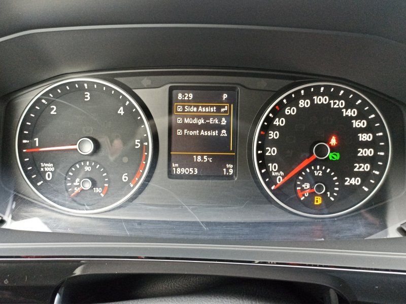 Fahrzeugansicht 11 Fahrzeugabbildung Volkswagen T6 2.0TDI 4Motion Multivan Generation Six DSG