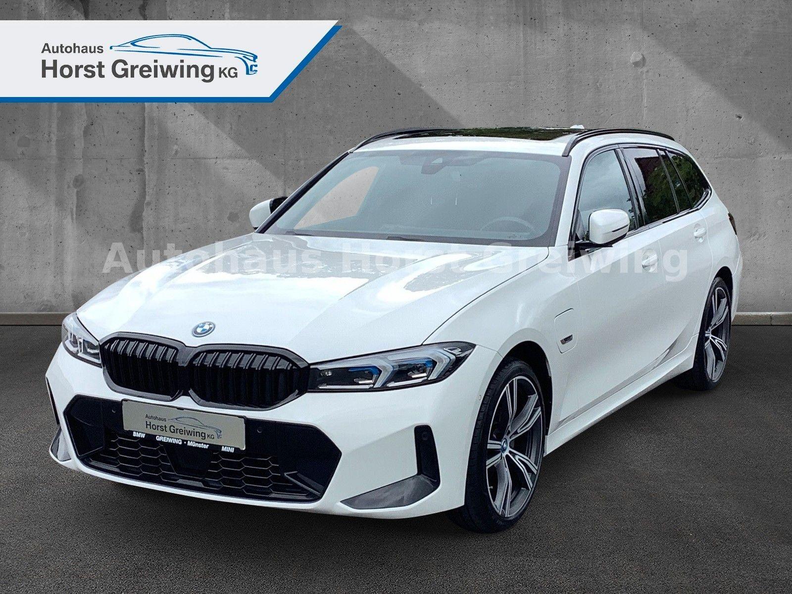 BMW 330 e  Touring xDrive M Sport Pano LED ACC